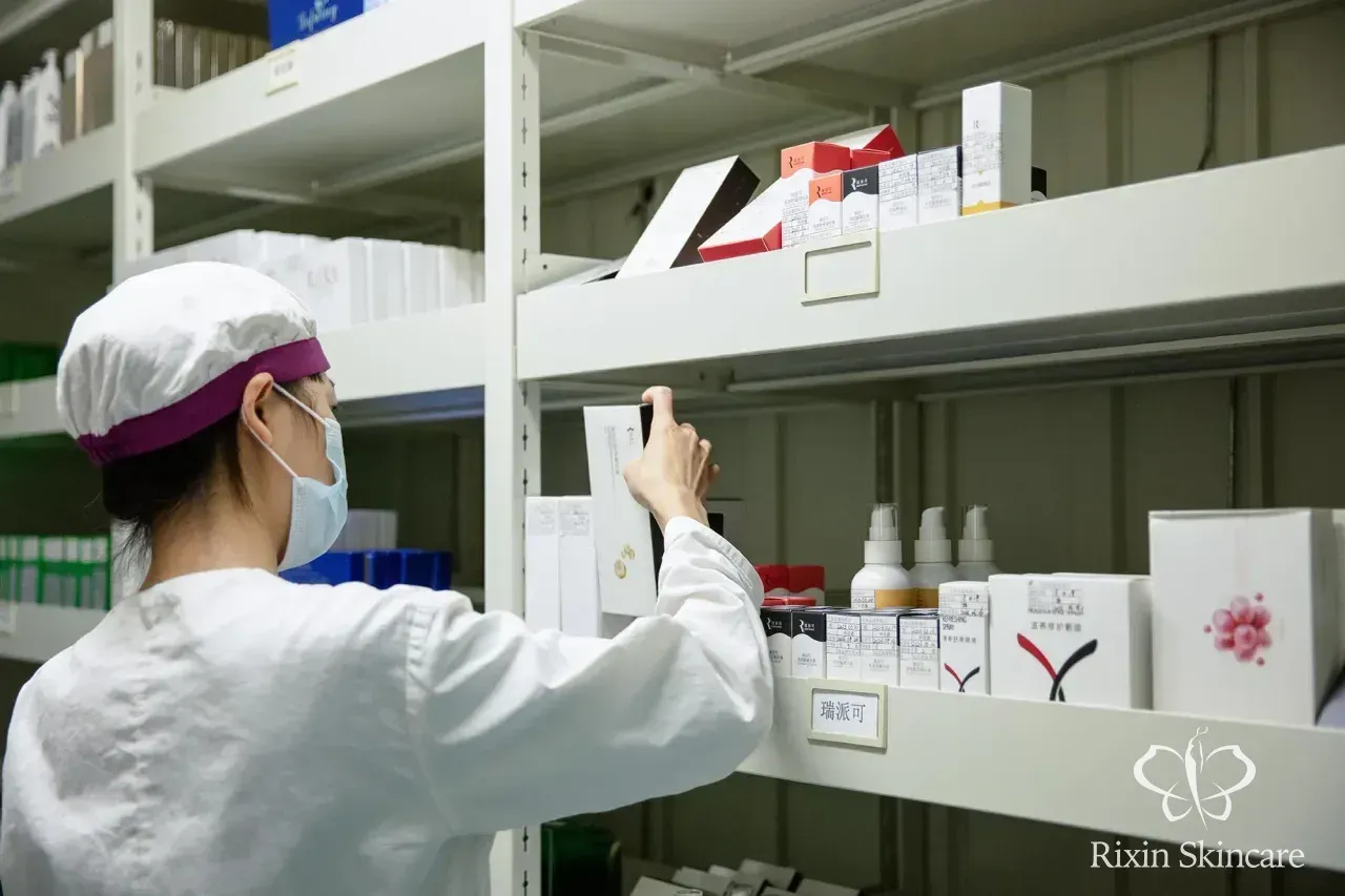 Real Rixin raw-material, packaging-component, or finished-goods storage area
