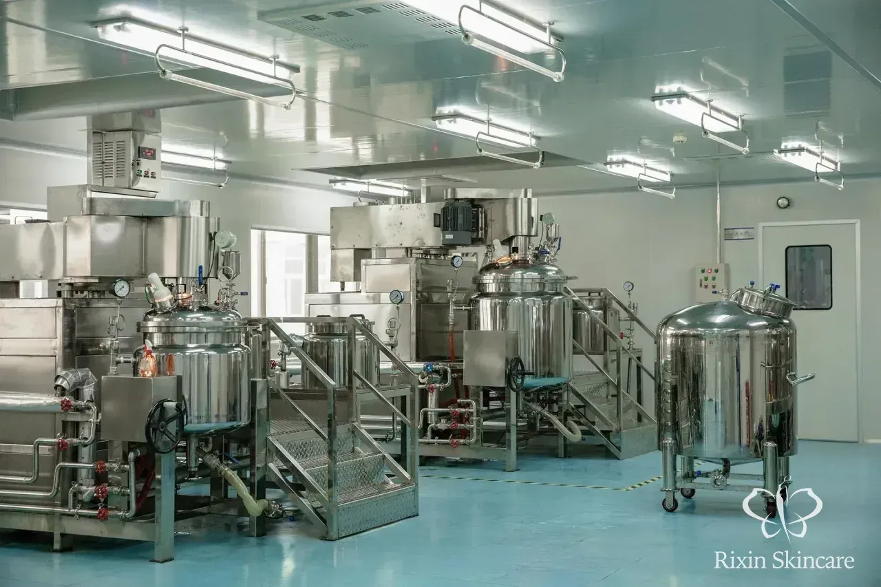 Real Rixin cosmetic mixing or emulsification equipment within the skincare production area