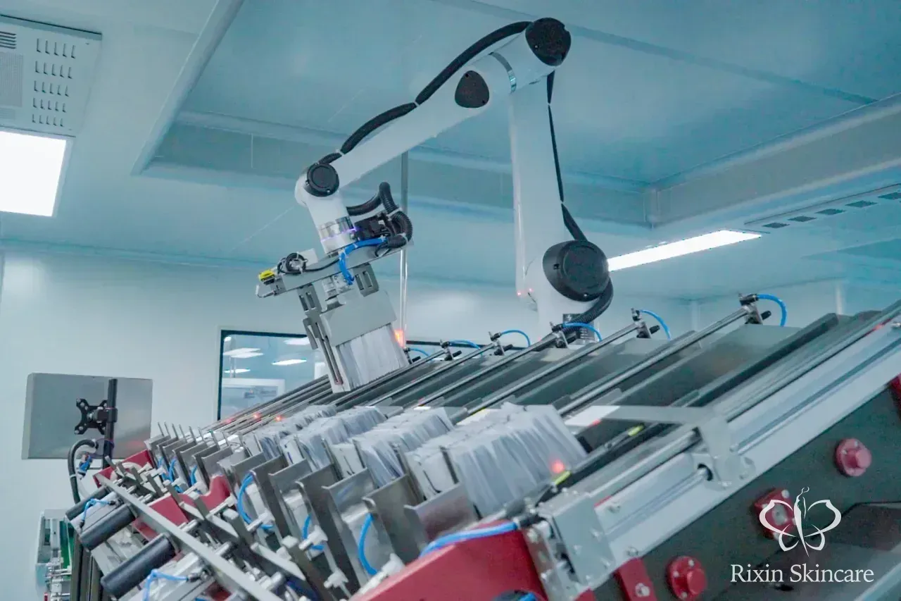 Real Rixin skincare filling equipment with cosmetic containers in the production area
